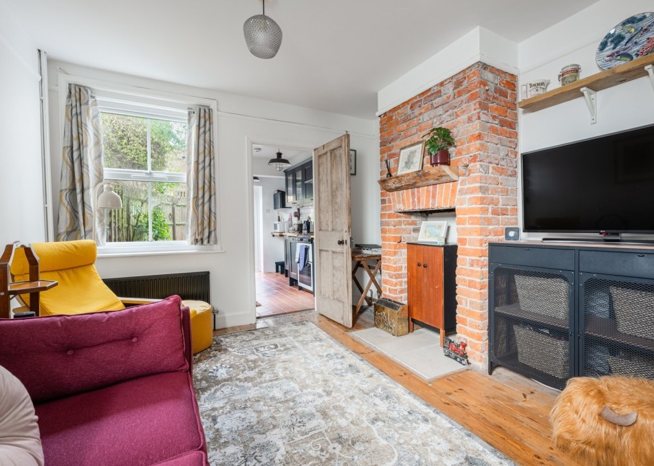 Lounge with Smart TV